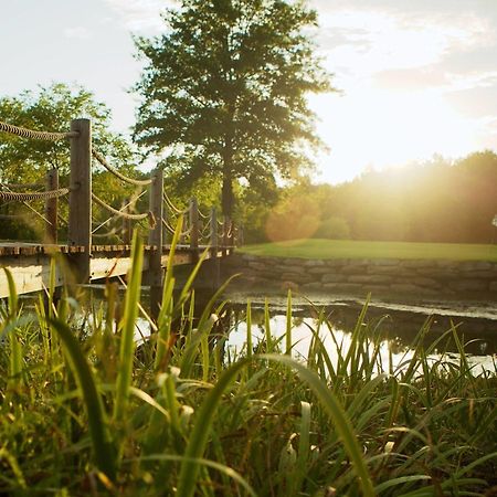 Cedar Creek Hotel New Haven ภายนอก รูปภาพ