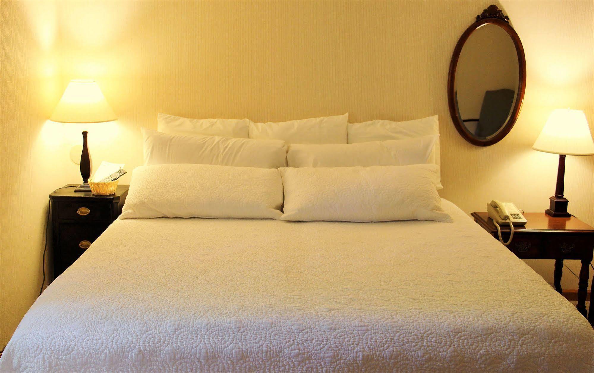 Cedar Creek Hotel New Haven ภายนอก รูปภาพ
