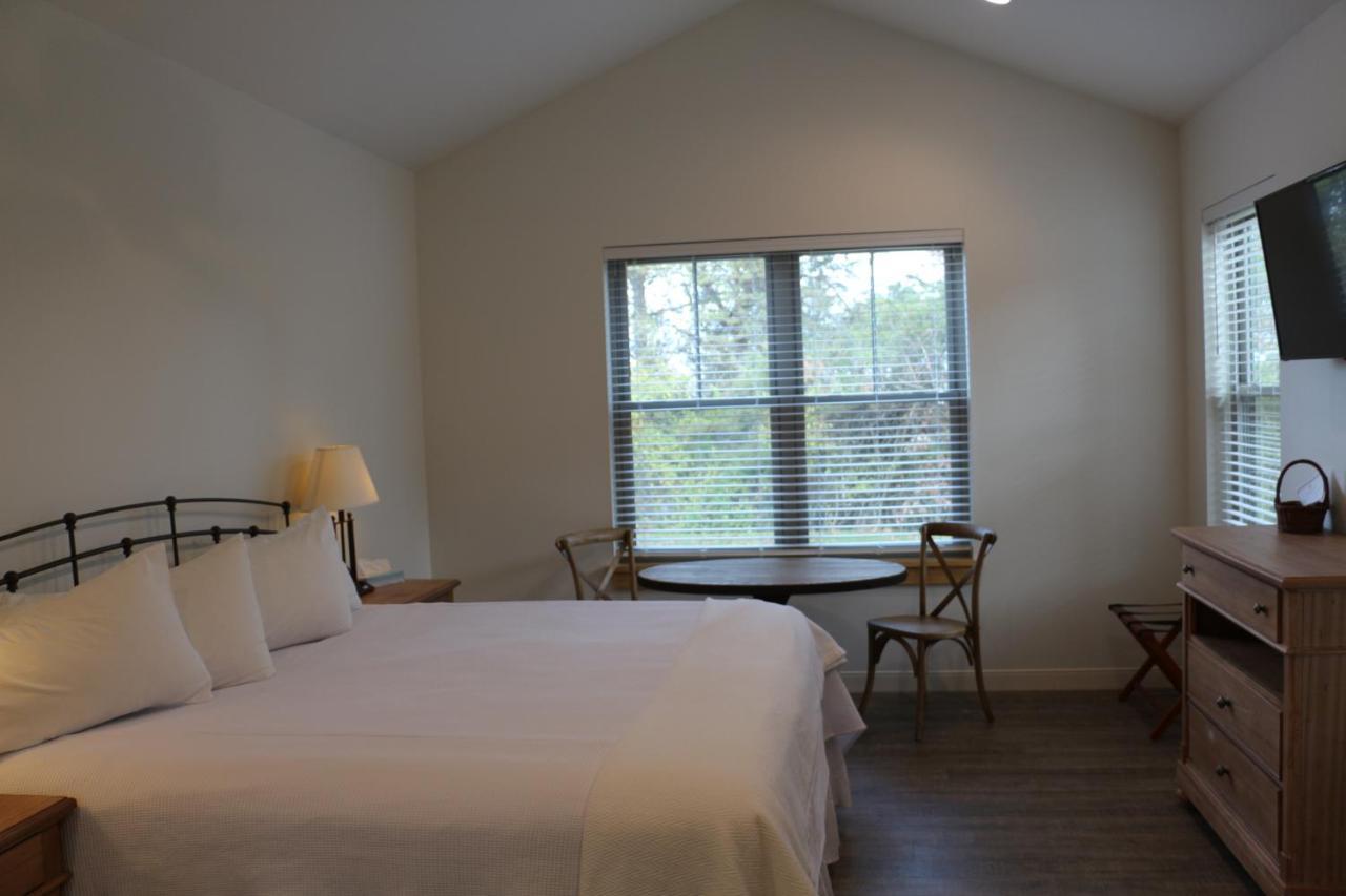 Cedar Creek Hotel New Haven ภายนอก รูปภาพ