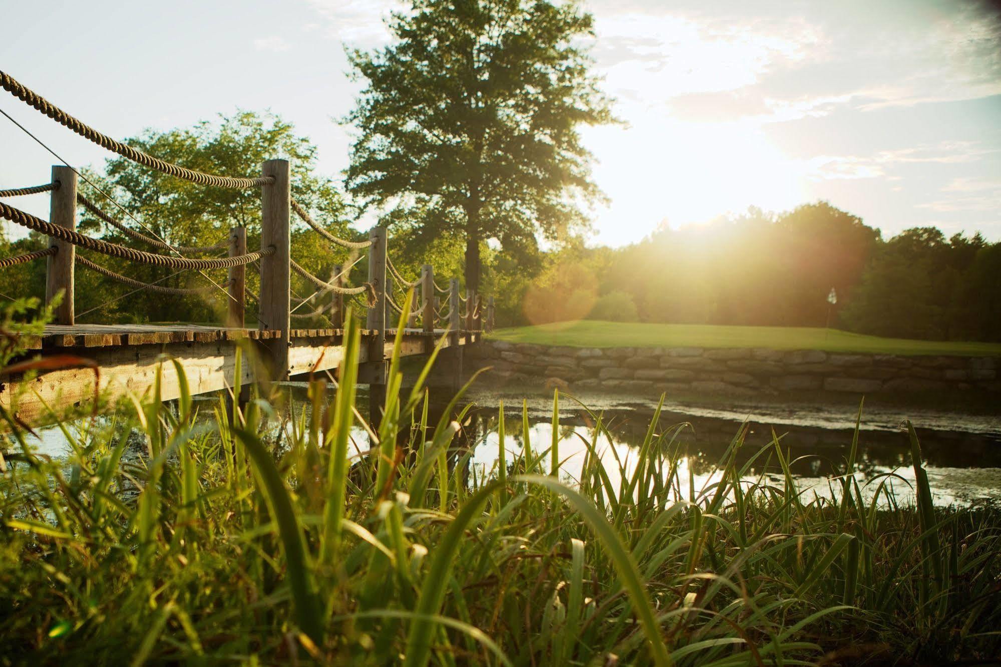 Cedar Creek Hotel New Haven ภายนอก รูปภาพ